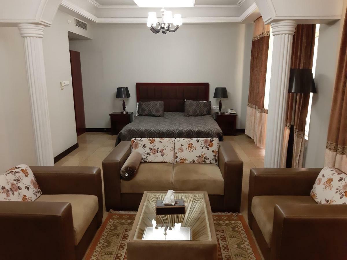 Park Star Hotel Kabul Exteriör bild
